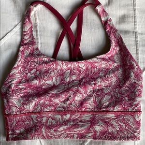 Lululemon sports bra